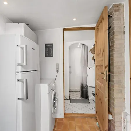 In With Kitchen
